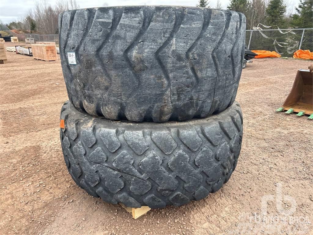  Quantity of 750/65R25 Tyres, wheels and rims