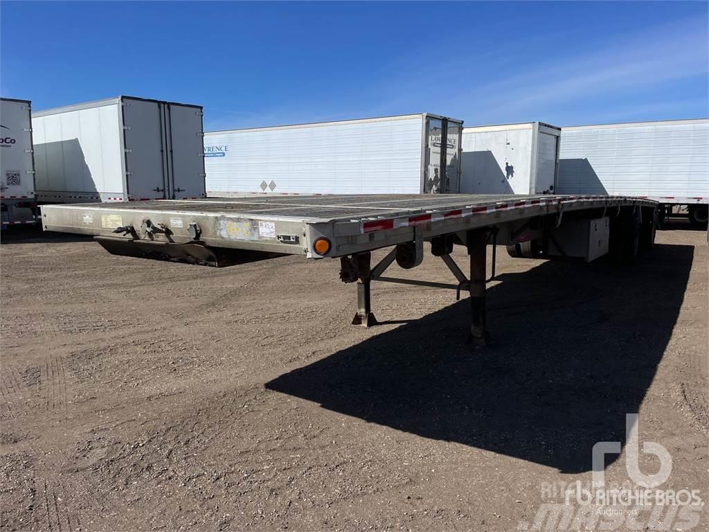 Reitnouer 48 ft T/A Spread Axle Flatbed/Dropside semi-trailers
