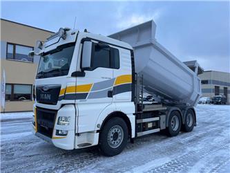 MAN TGX 26.560 6x4 + RETARDER + CARNEHL TIPPER