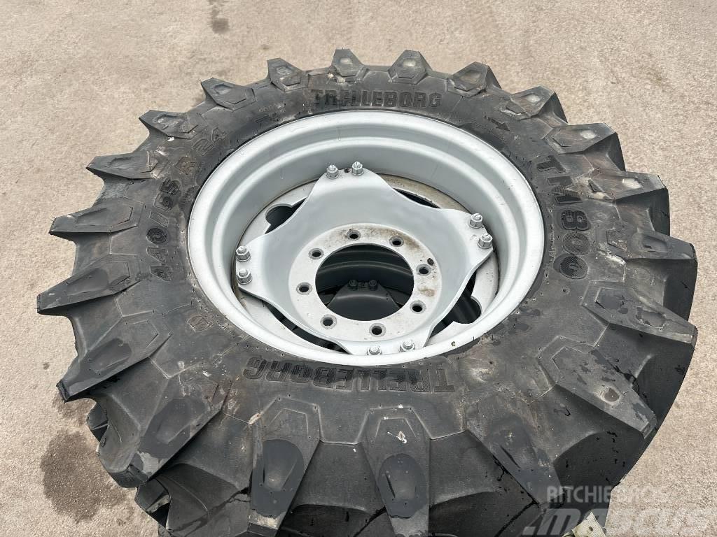 Trelleborg Kpl Fram/bak däck med fälg Tyres, wheels and rims