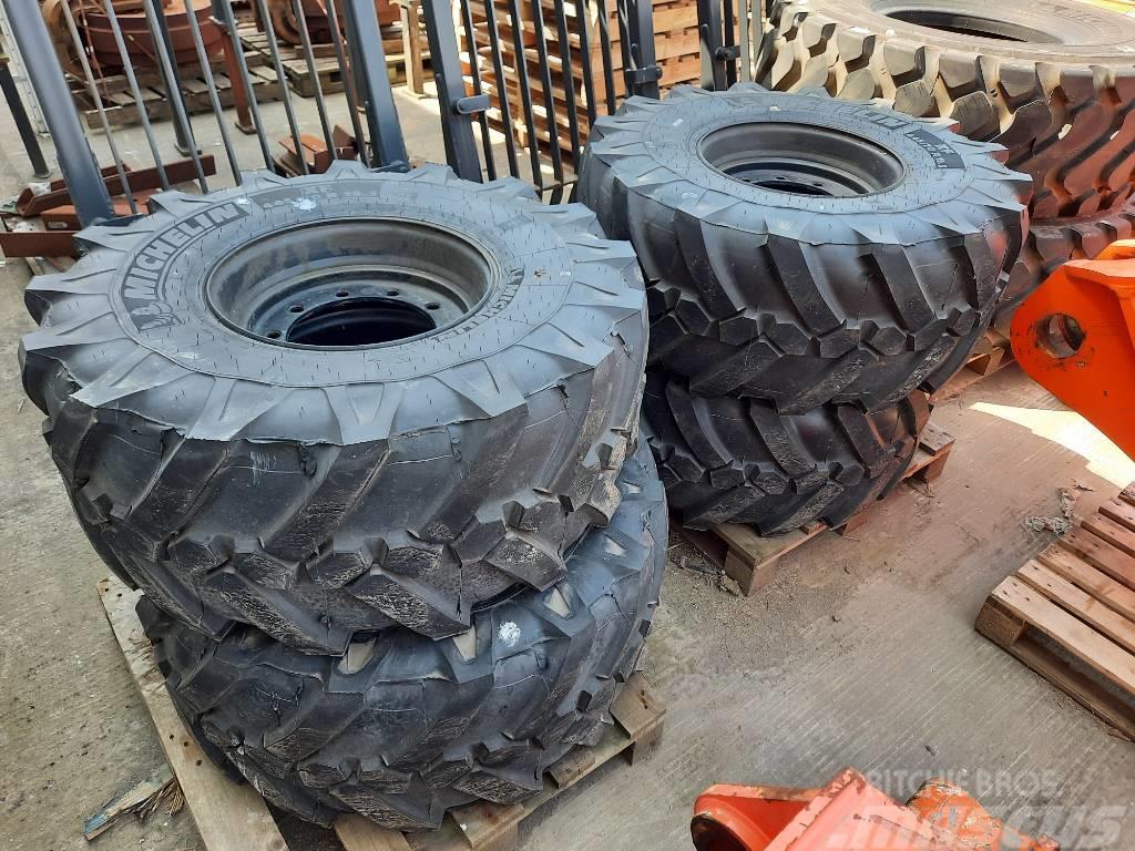 Michelin XF Tyres & Rims (set of 4) Wheeled excavators
