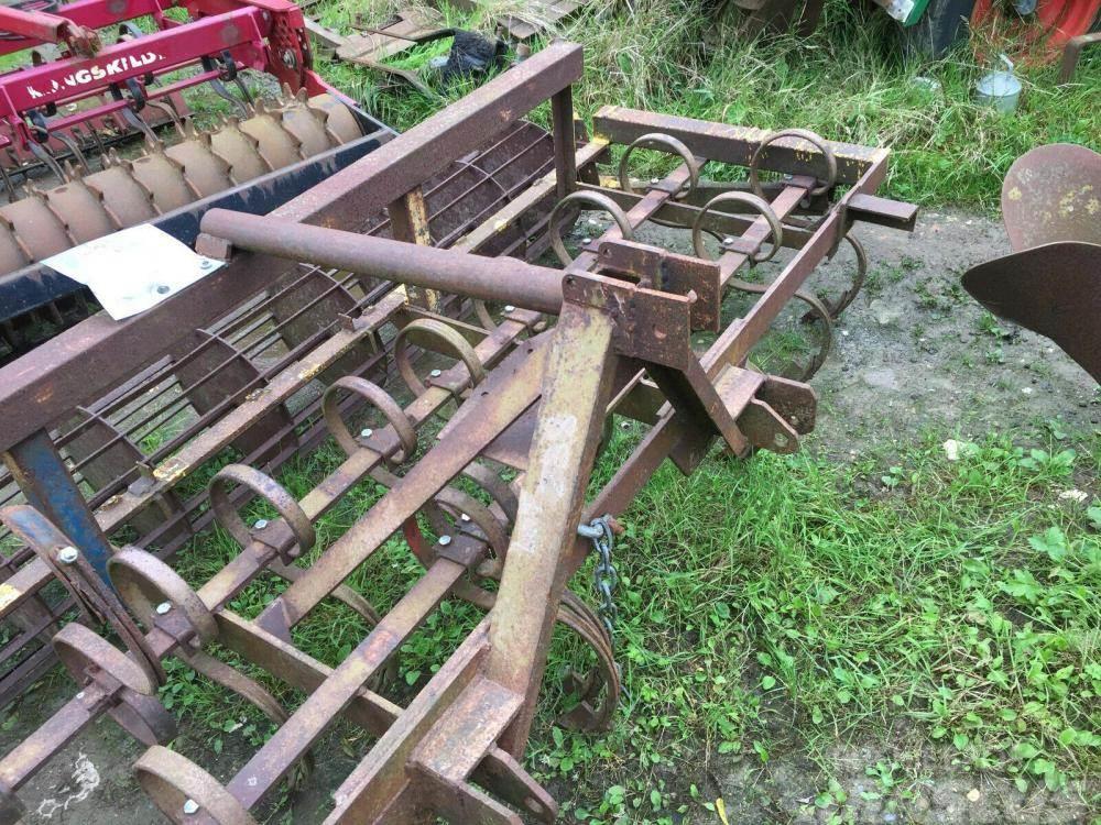  Spring tyne front mounted cultivator Cultivators