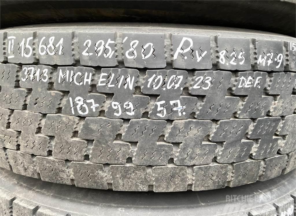 Michelin 4-Series bus K124 Tyres, wheels and rims