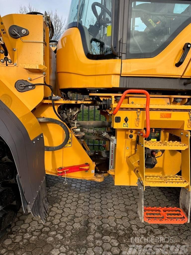 Volvo L110H 2020 with only 710 hours Wheel loaders