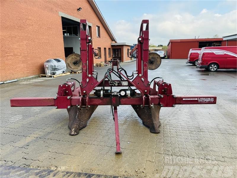 ScanStone 3842-AR Reversible ploughs