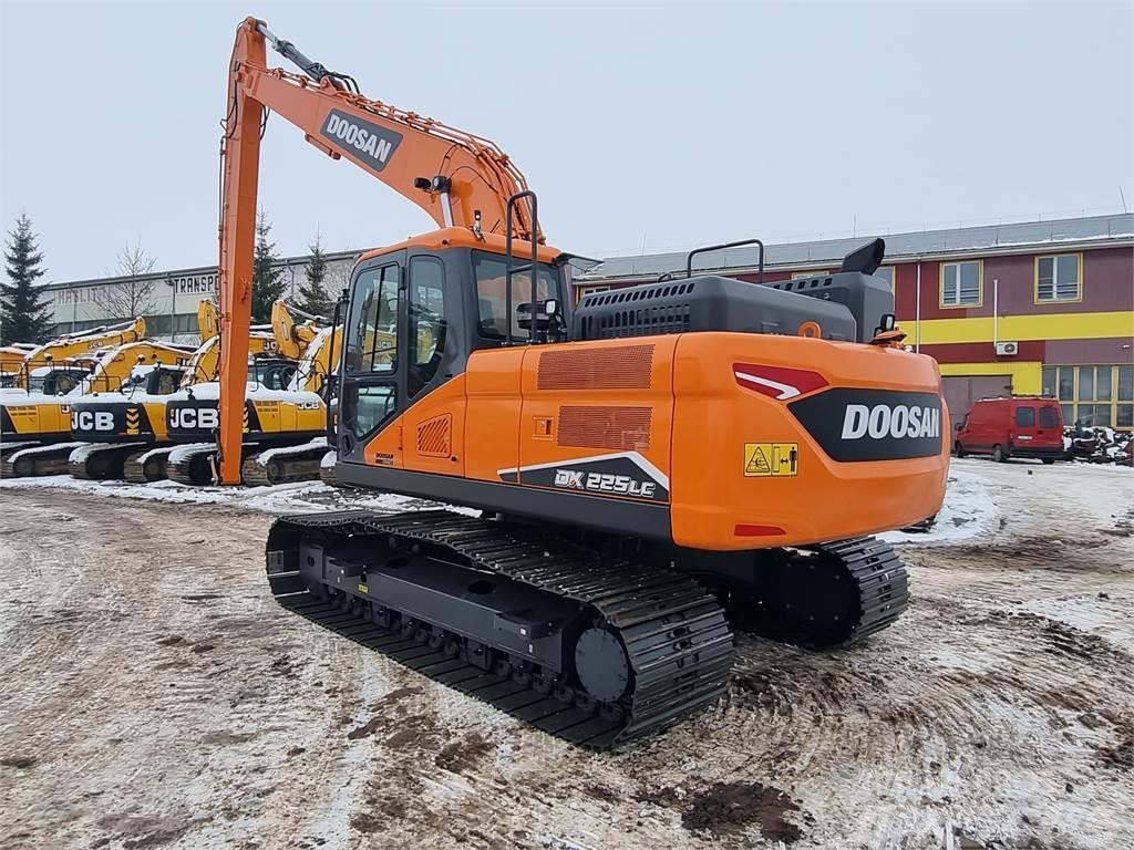 Doosan DX 225LC-7 Crawler excavators