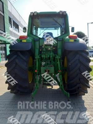 John Deere 6920S Tractors