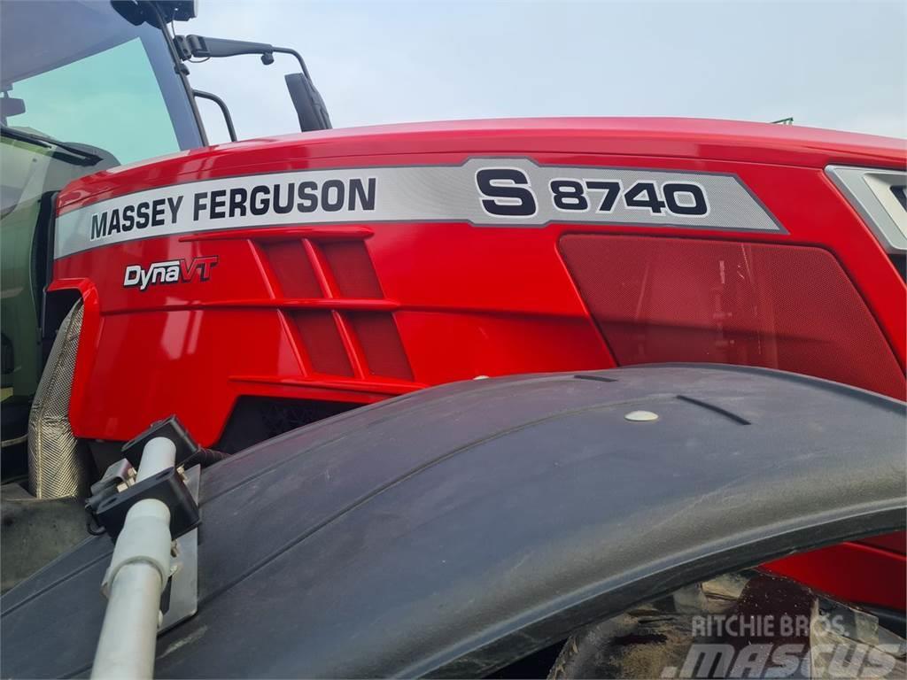 Massey Ferguson MF 8740 S Efficient Tractors