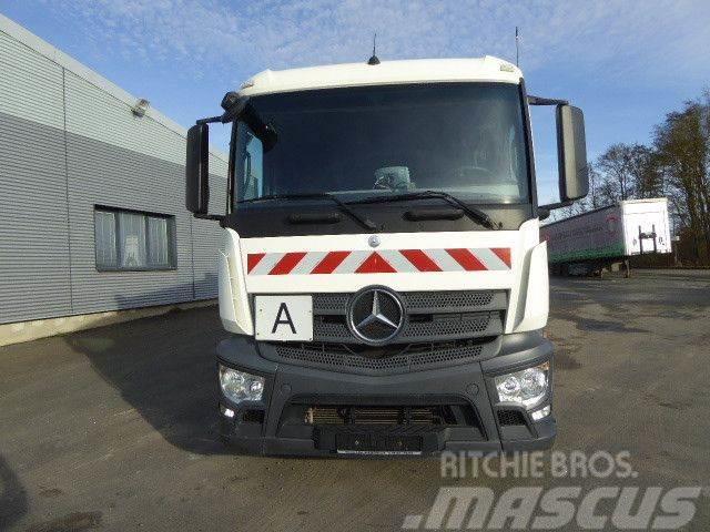 Mercedes-Benz Antos 2533 L mit Nachlauflenkachse Waste trucks