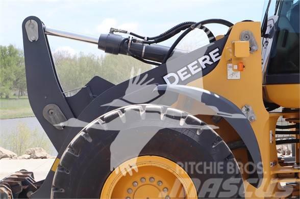 John Deere 544 P-TIER Wheel loaders