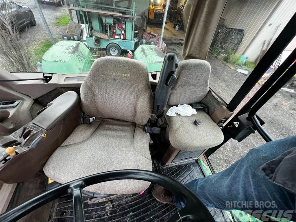 John Deere 9520 Tractors