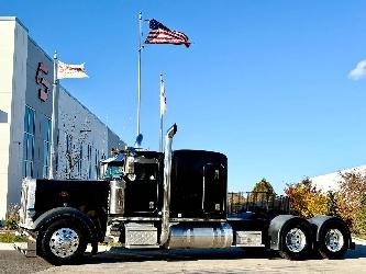 Peterbilt 389