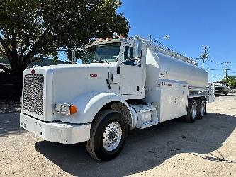 Peterbilt 365