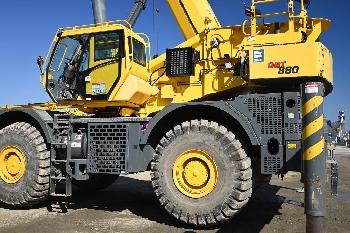 Grove GRT 880