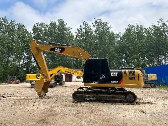 CAT 320D