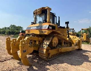CAT D 8 R