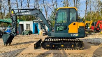 Hyundai R60VS