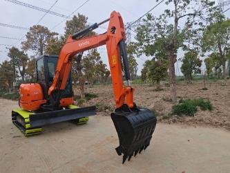 Kubota U 55-4