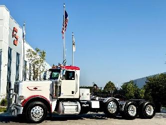 Peterbilt 389