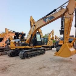 CAT 320D2L