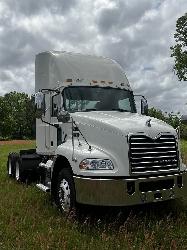 Mack CXU613