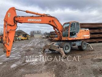 Doosan DX210W