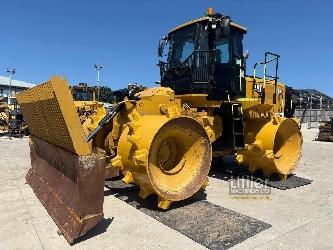 CAT 816