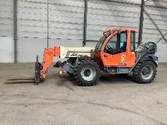 JLG 4013
