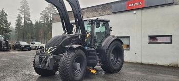 Valtra T255