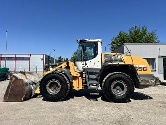 Liebherr L 556