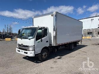 Hino 195