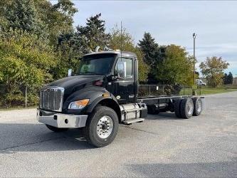 Peterbilt 548