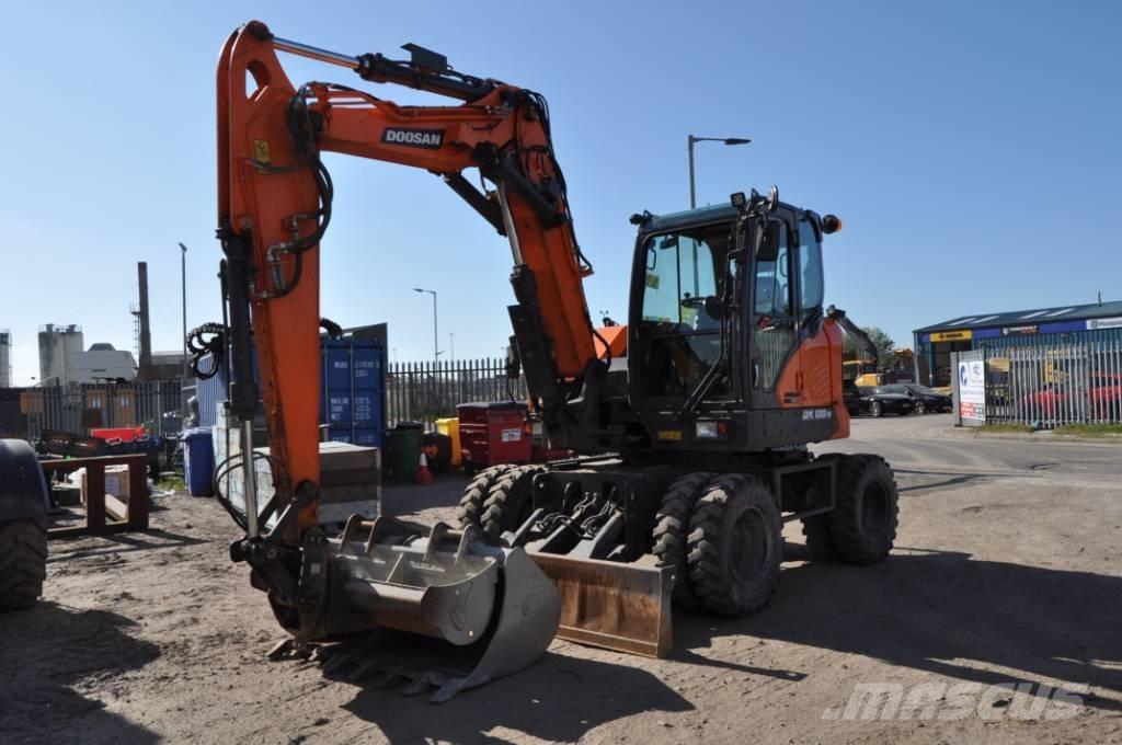 Doosan DX 100-7 Bageri na kotačima