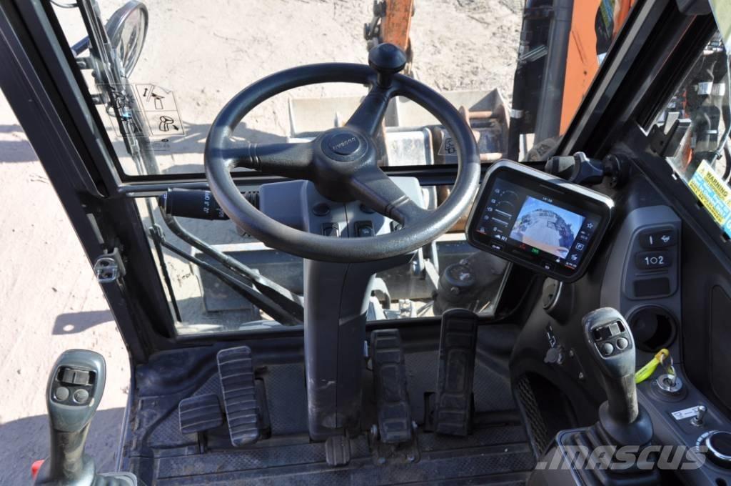 Doosan DX 100-7 Bageri na kotačima