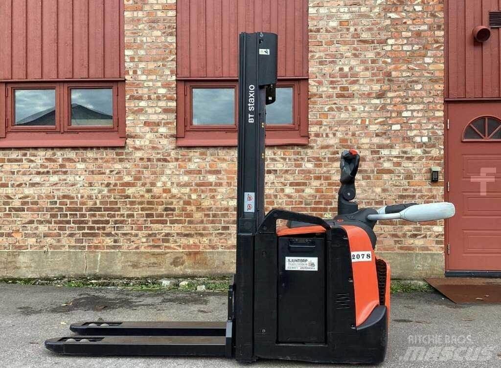 BT SPE 120 L Ručni električni viličar