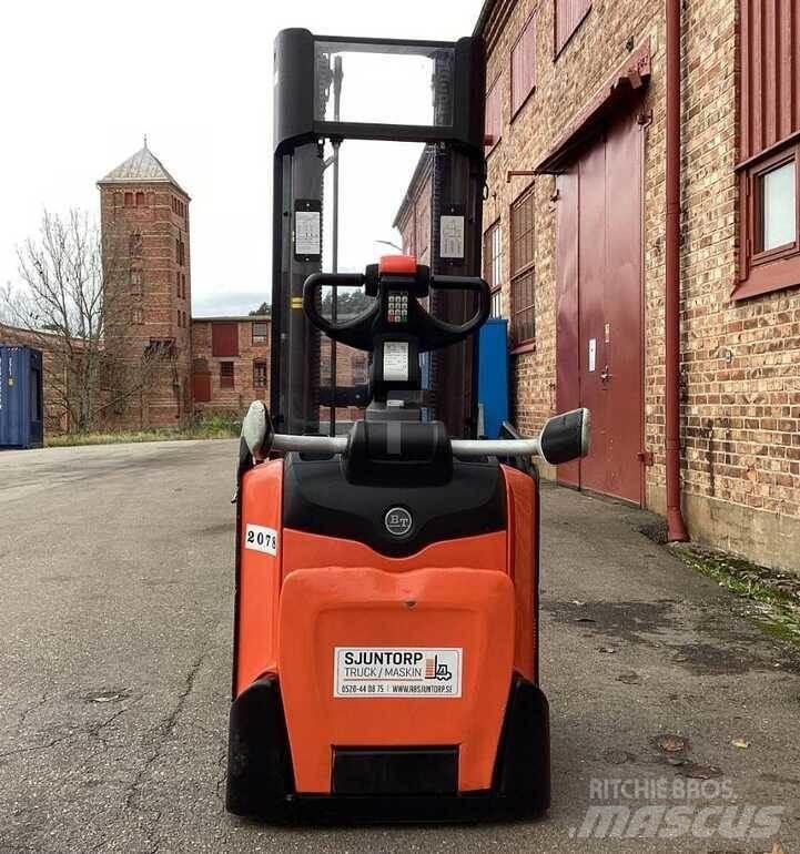 BT SPE 120 L Ručni električni viličar