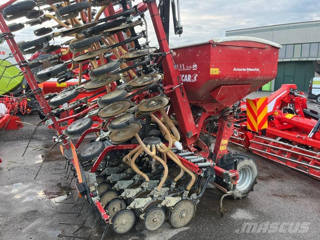 Mascar Montana 600 Precizne sijačice