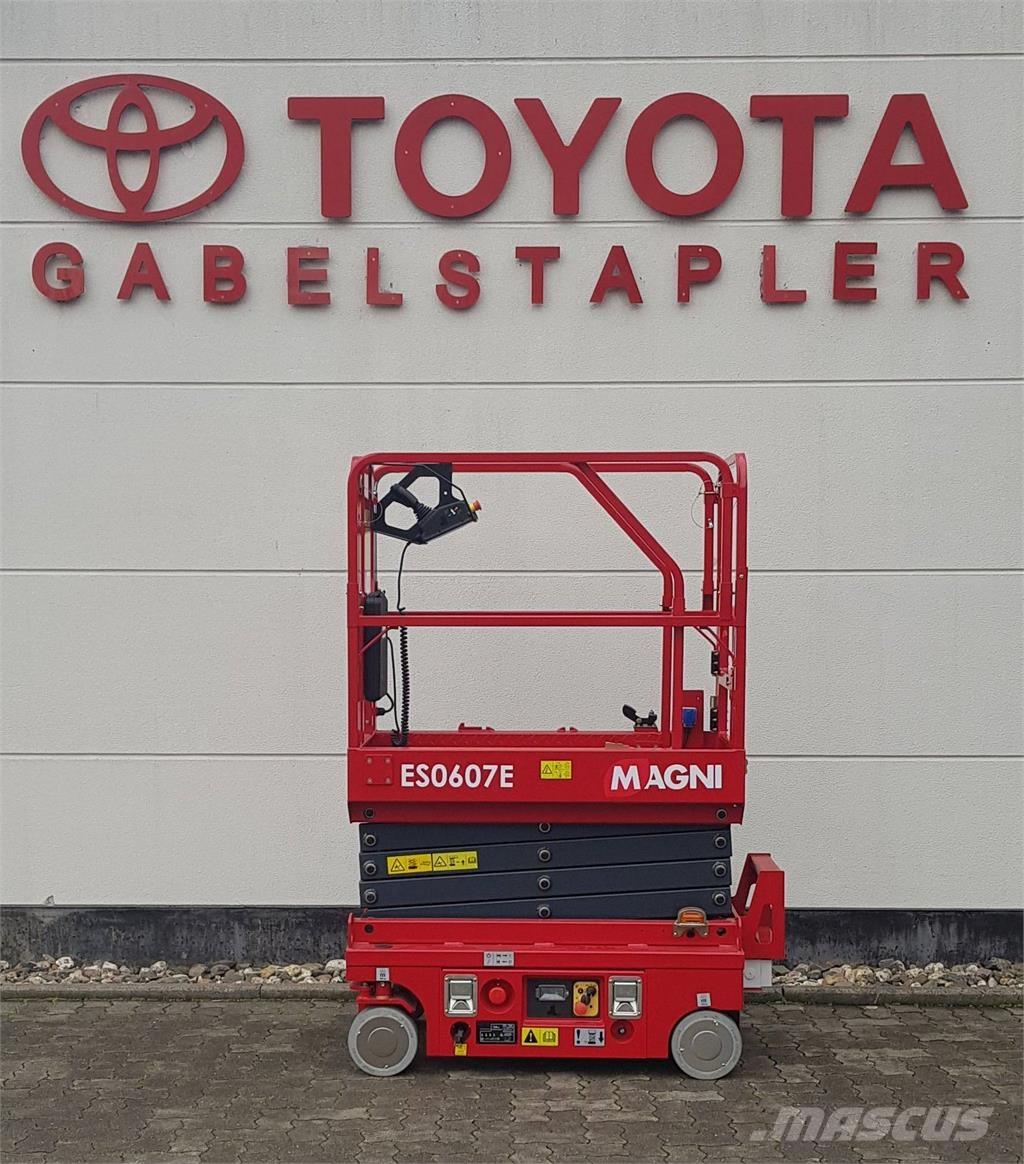 Magni ES0607E Škaraste platforme