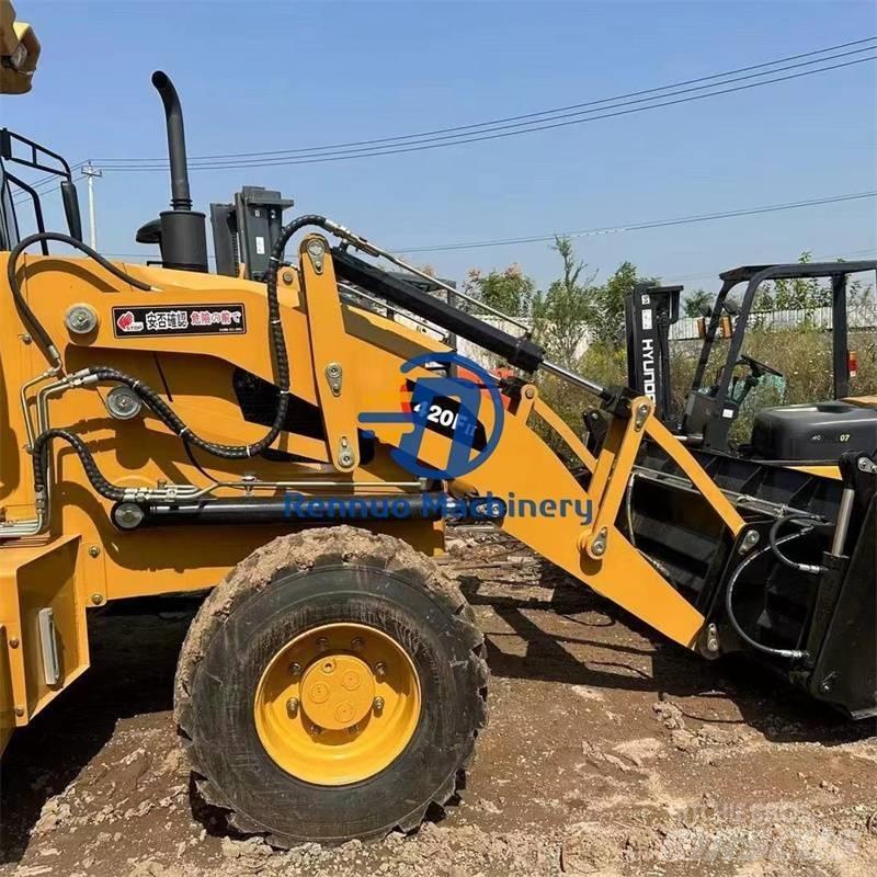 CAT 420F Utovarivači na kotačima