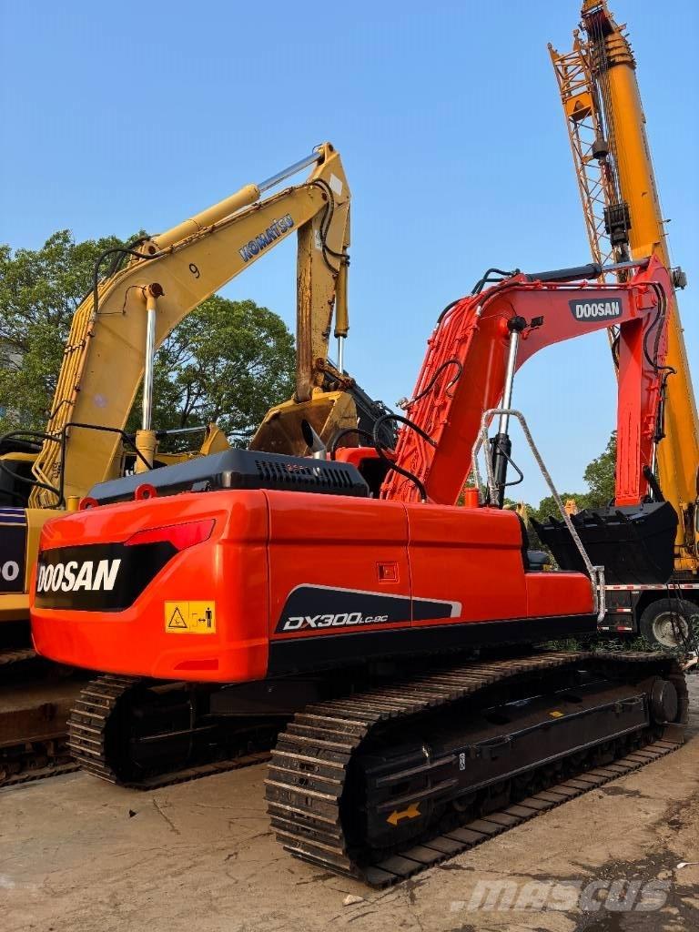 Doosan DX300LC-9C Bageri gusjeničari
