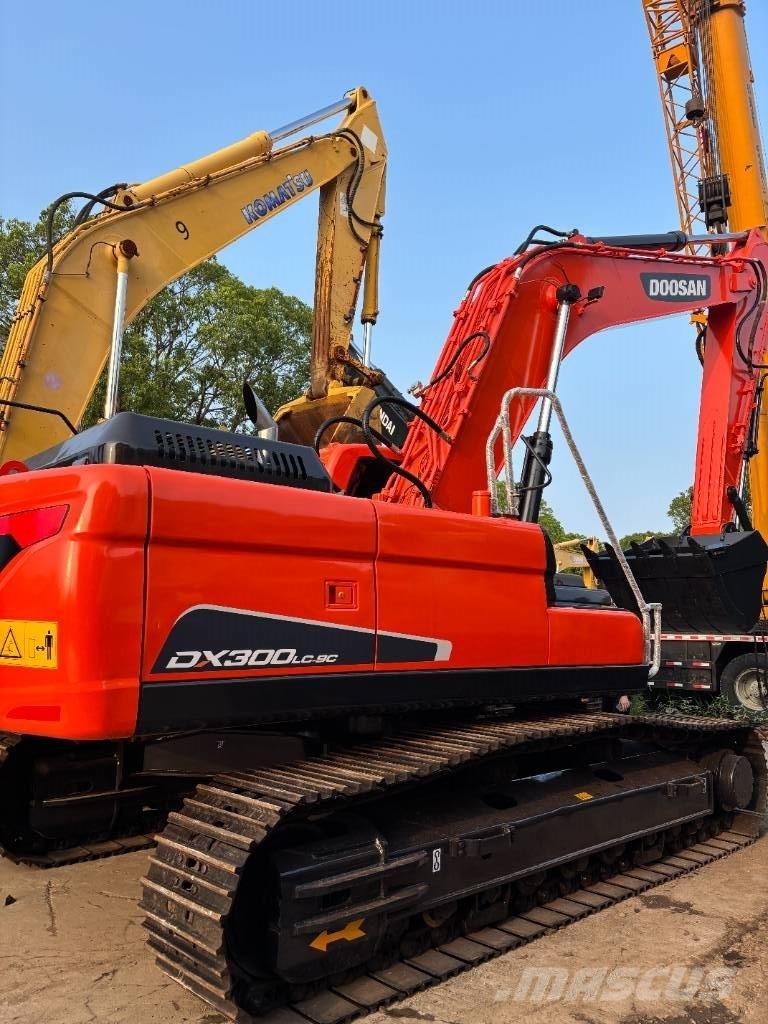 Doosan DX300LC-9C Bageri gusjeničari