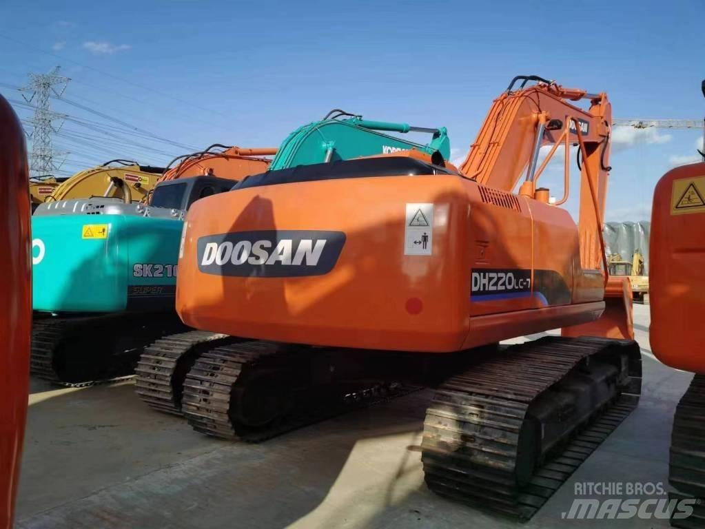 Doosan DH 220 Bageri gusjeničari