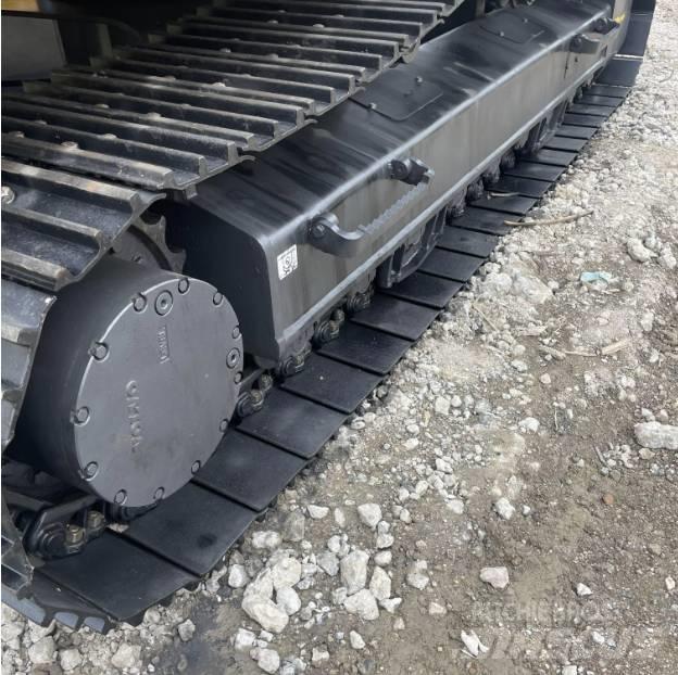Volvo EC240D Bageri gusjeničari