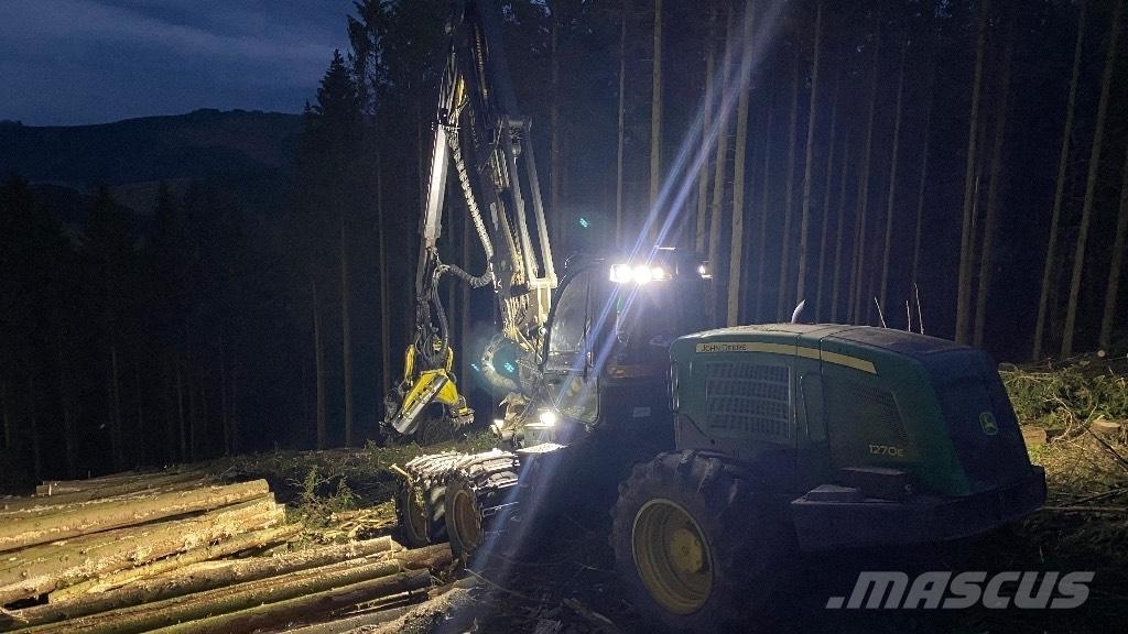 John Deere 1270 E Harversteri