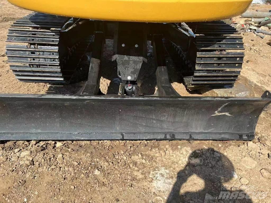 CAT 307 Bageri gusjeničari