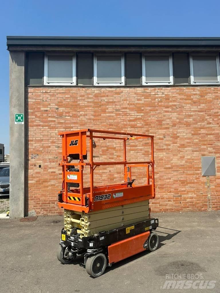 JLG 1932 R Škaraste platforme