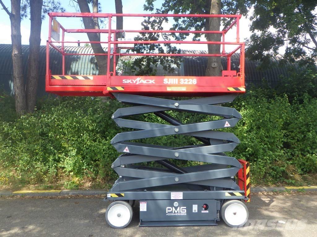 SkyJack SJ3226 Škaraste platforme