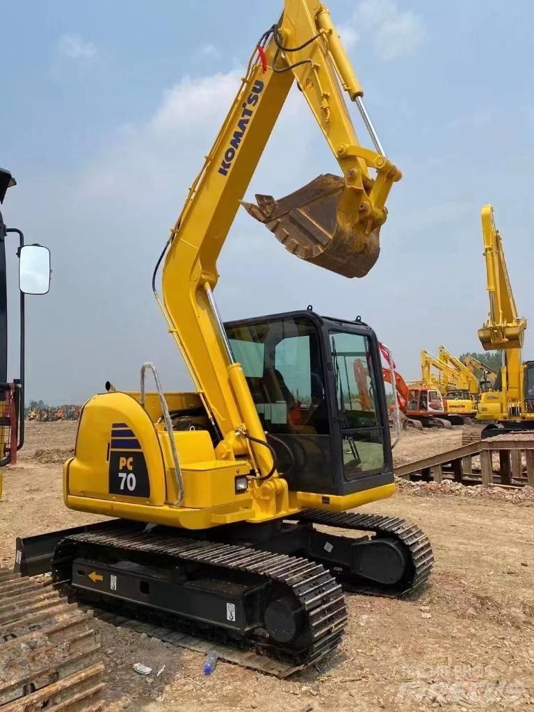 Komatsu PC 70 Bageri gusjeničari