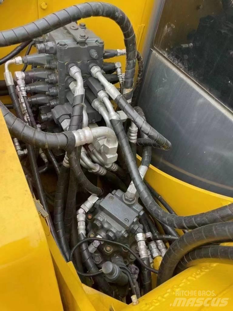 Komatsu PC 70 Bageri gusjeničari