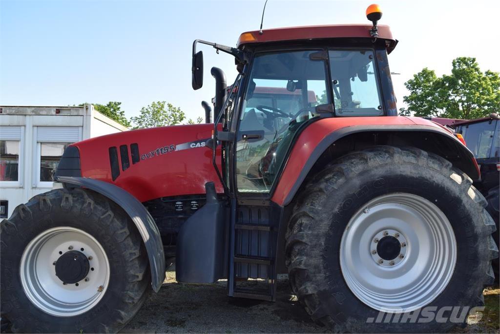 Case IH CVX 1155 Traktori